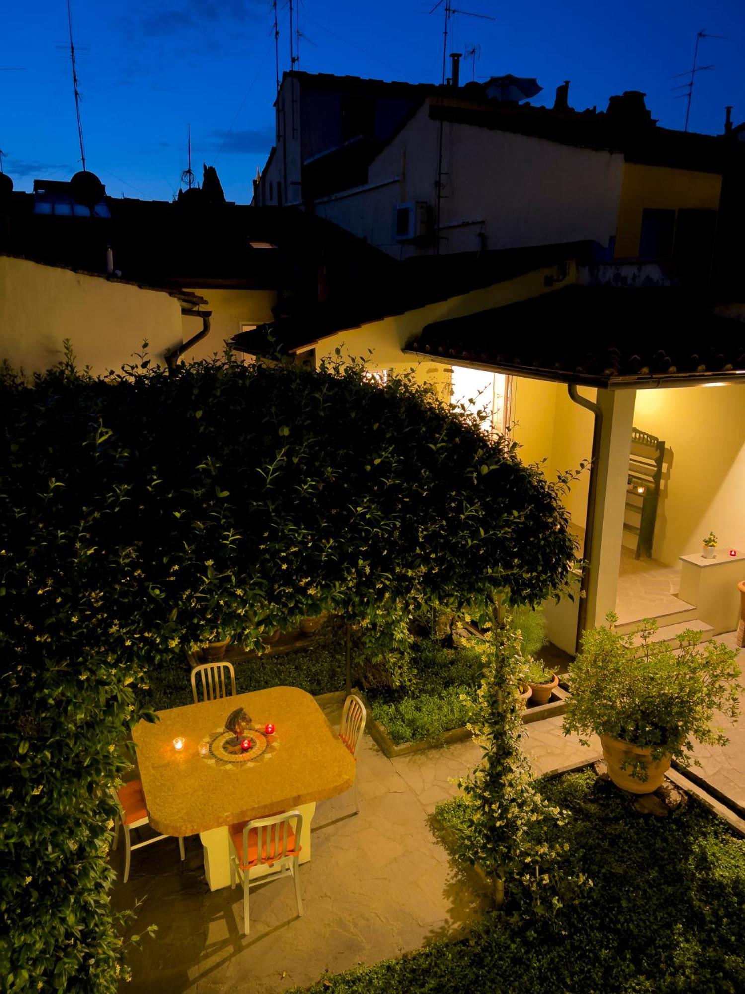 San Niccolo City Walls Garden Флоренция Экстерьер фото